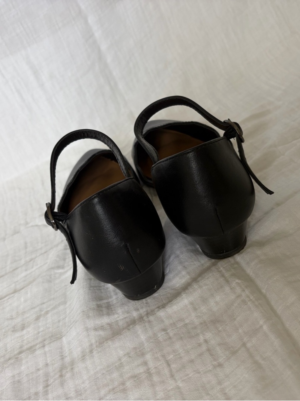 Seychelles Black Scalloped Pointed-Toe Mary Janes - Picture 3 of 6